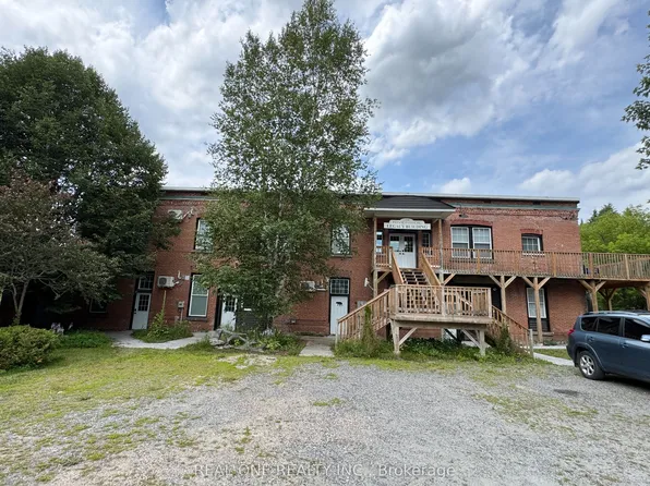 145 Syples St, Burk's Falls, ON P0A 1C0