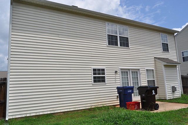 2nd image of 109 Cascade Ct