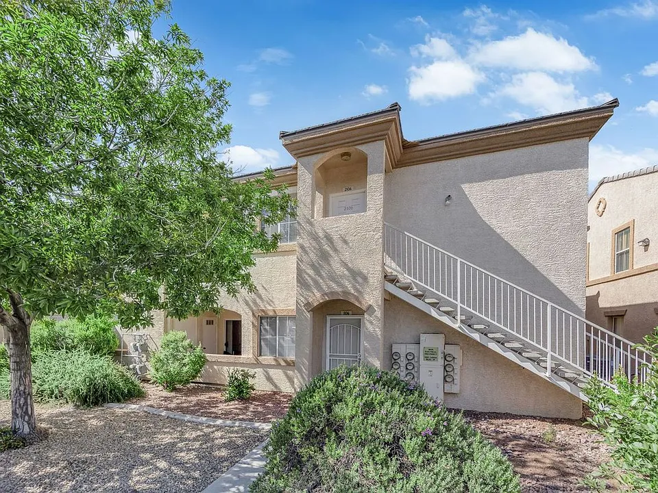 3400 Cabana Dr #2106