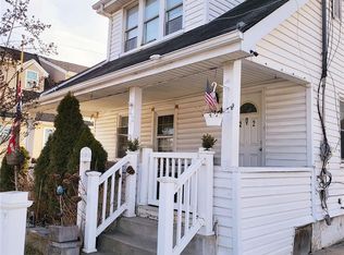 202 W Graham Ave, Hempstead, NY 11550