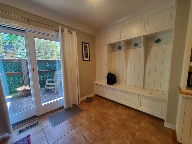 1156 Hope St #1 — Photo 9