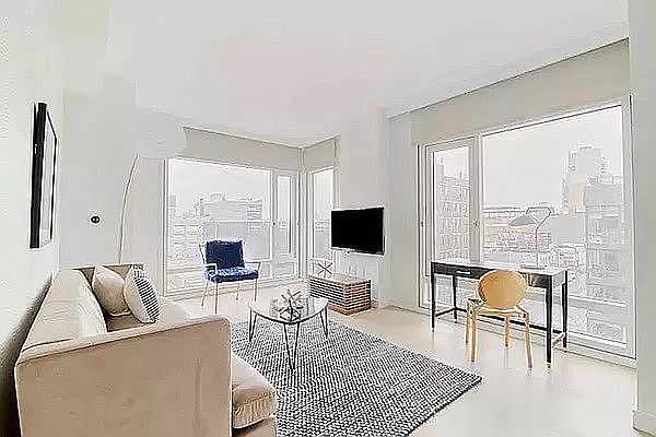 1st image of 220 W 26th St #714