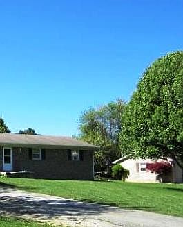 2nd image of 211 Clark Dr