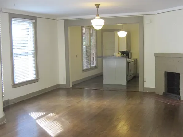 726 Lake Dr SE #B, Grand Rapids, MI 49503
