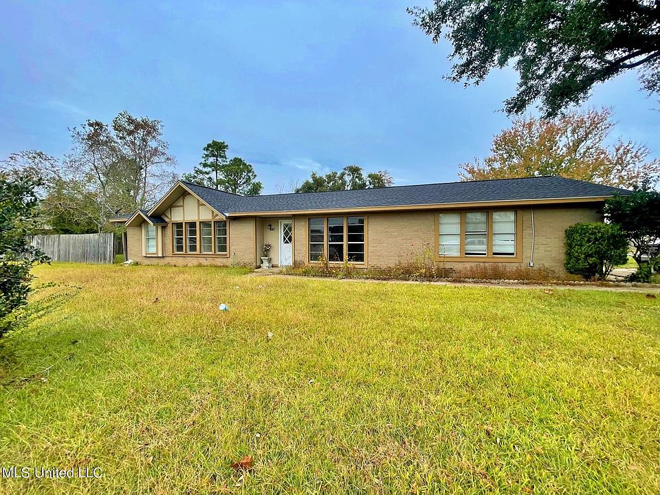 13194 Dedeaux Rd, Gulfport, MS 39503 MLS 4034200 Zillow