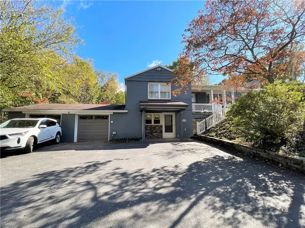 10140 Hillcrest Ave, Wexford, PA 15090