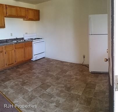 2nd image of 5925 N 63rd St APT 9