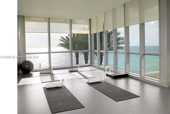 4th image of 17121 Collins Ave APT 2102