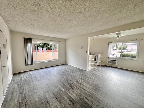 234 W Elm Ave #D Photo 1
