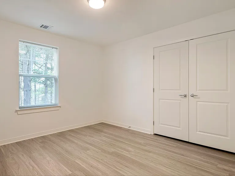 1000 Axl Dr — Photo 12