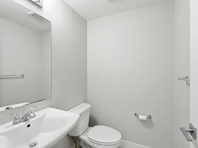 7 McLean Bnd — Photo 34