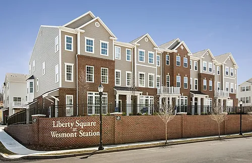 5 Truman Dr Photo 1