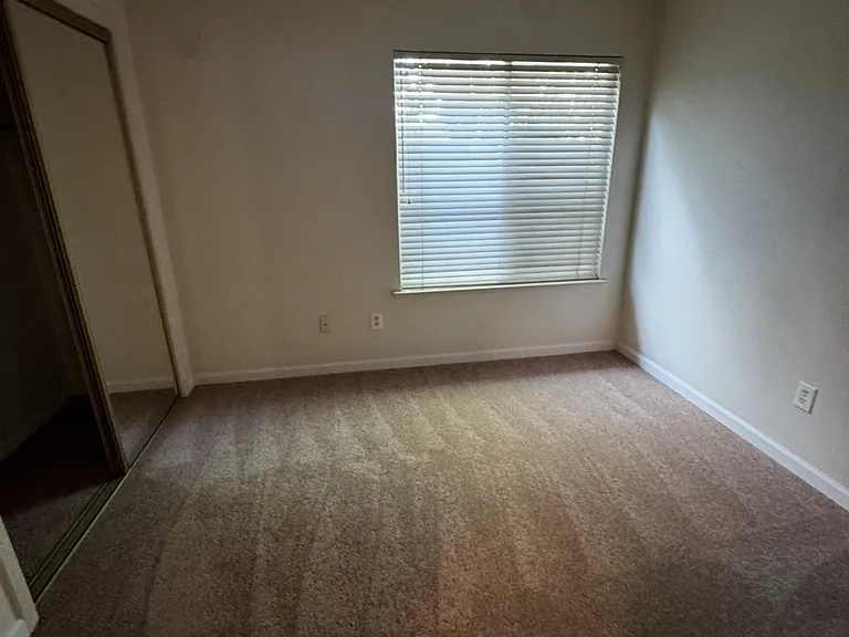 5323 Sage Ct — Photo 8
