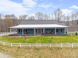8406 Three Top Rd, Todd, NC 28684