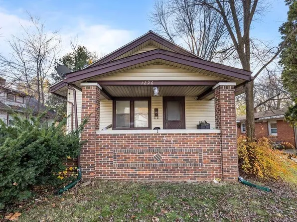 1226 Ashland Ave, Rockford, IL 61101
