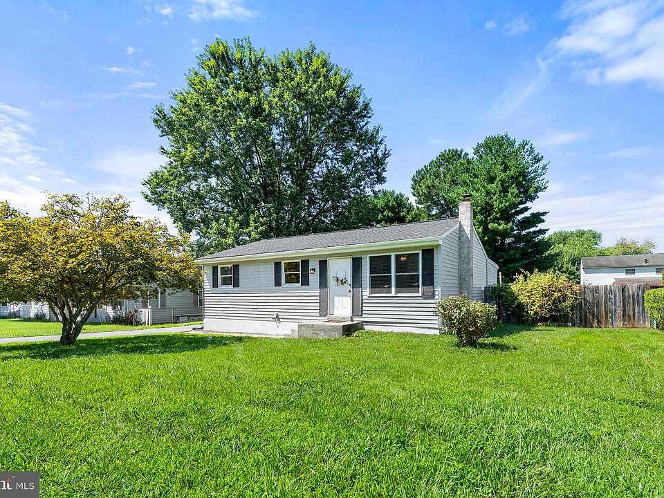 1st image of 113 Bywood Rd