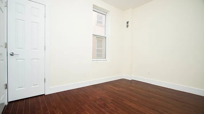 Rented by Nooklyn NYC LLC | media 19