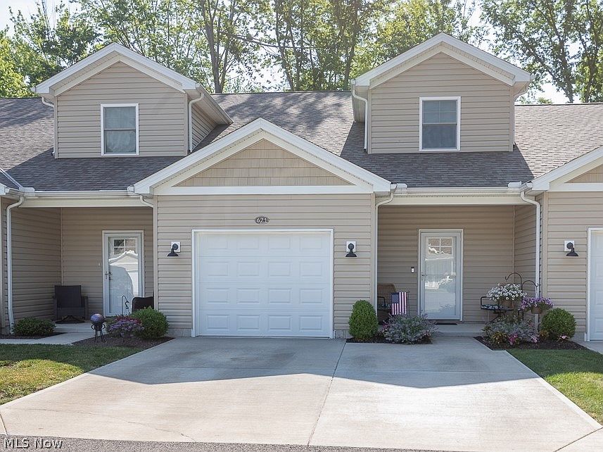 1st image of 671 Treadway Blvd