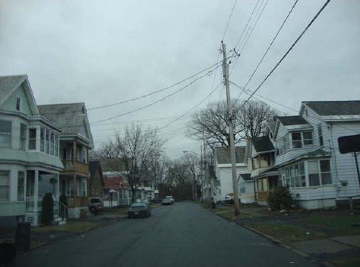 2nd image of 118 Prospect St