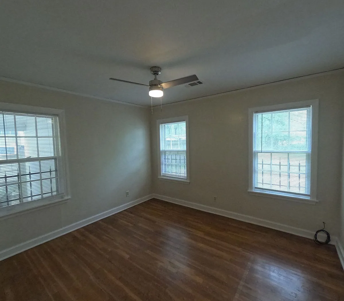 Building Photo - 3487 Mayflower Ave