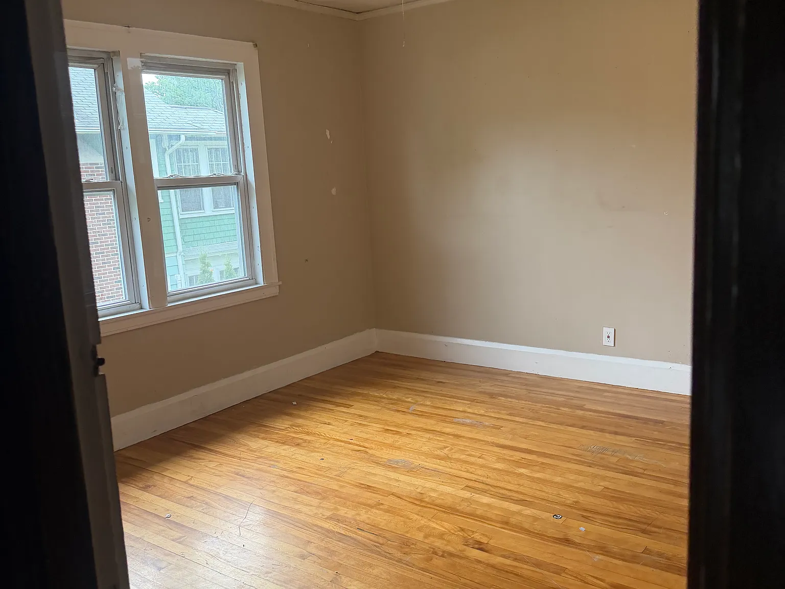 3 bed, 1600 sqft, $2,350 — Photo 4