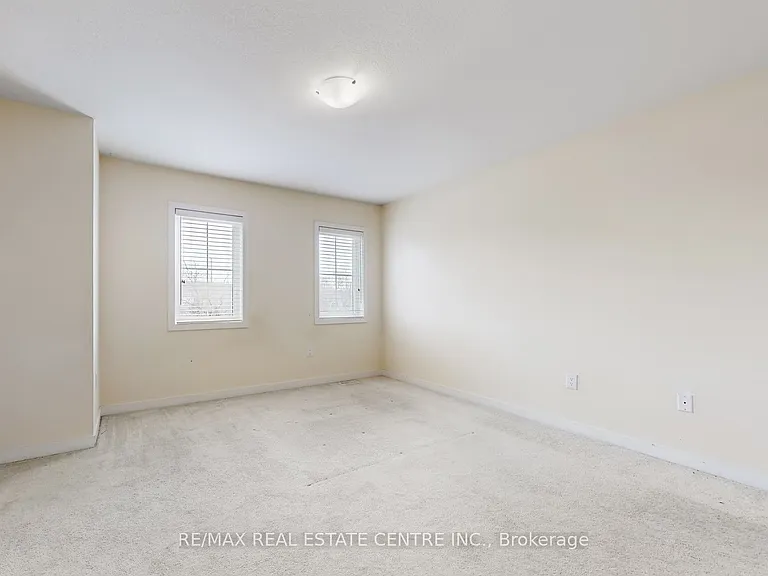 80 Scarletwood St — Photo 31