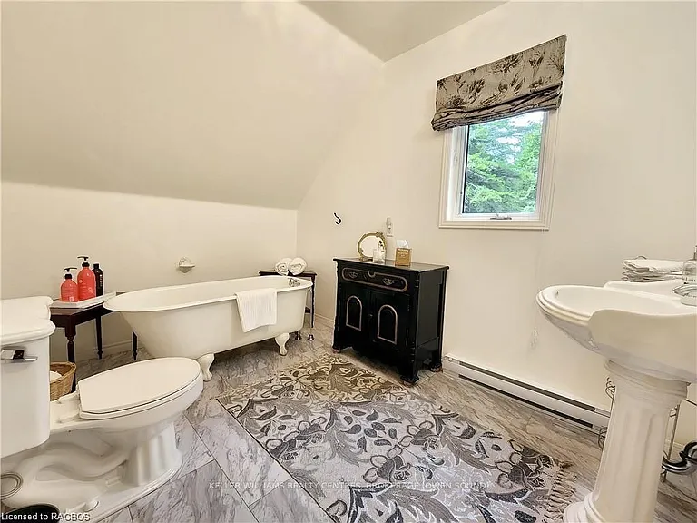 303 Isthmus Bay Rd — Photo 26