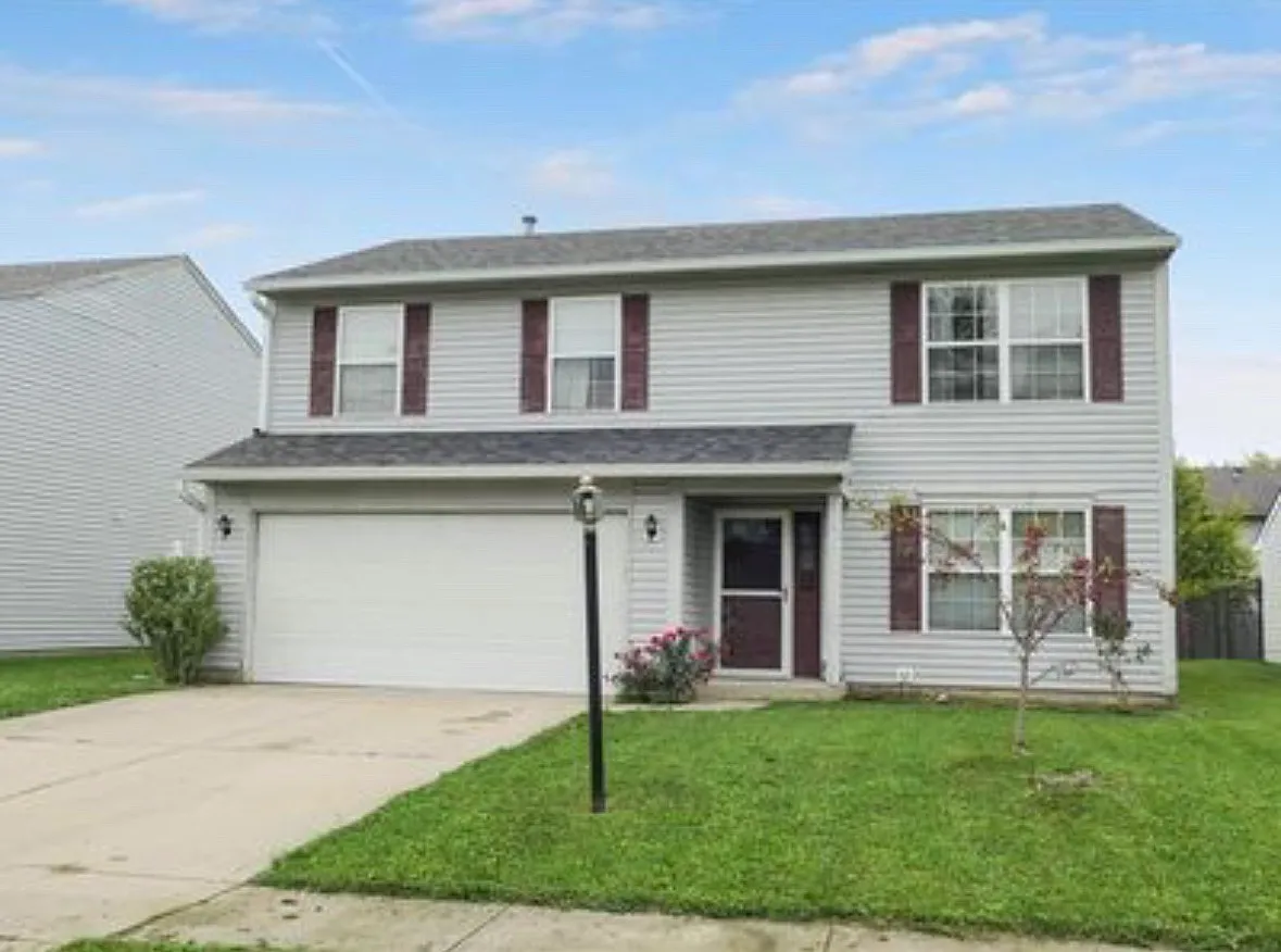 3 bed, 2.5 bath, 1784 sqft, $1,950 — Photo 1