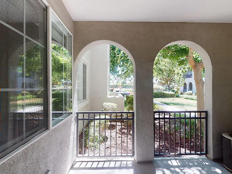 River Terrace — Photo 46