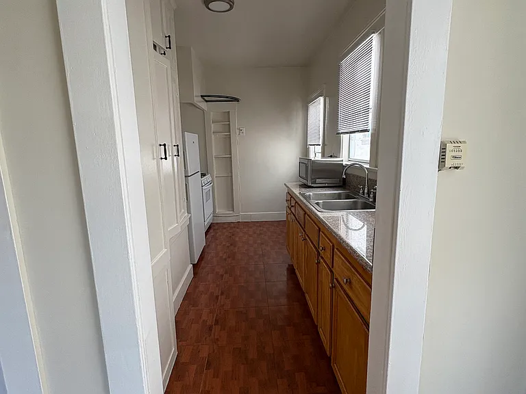 1635 N Alexandria Ave #5 — Photo 7