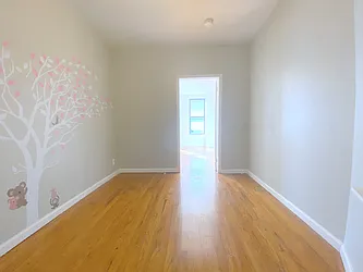 Rented by Manhattan Spaces