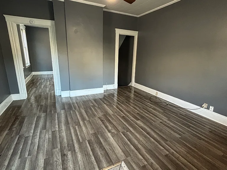 843 Fairbanks Ave — Photo 6