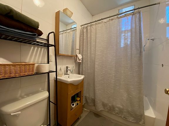 5th image of 891 Bergen St #2F