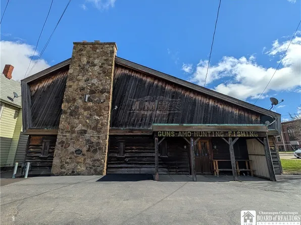 808 N Main St, Jamestown, NY 14701