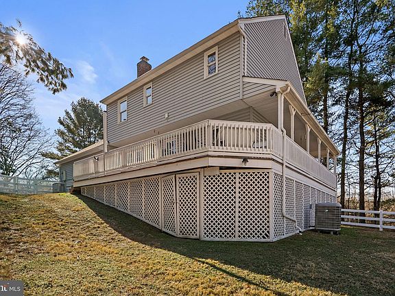 4th image of 21841 Glendalough Rd