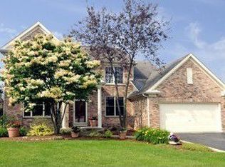 1195 Oxford Ct, Lake Zurich, IL 60047