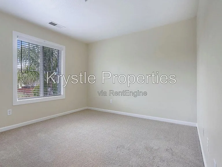 700 Westpark — Photo 19