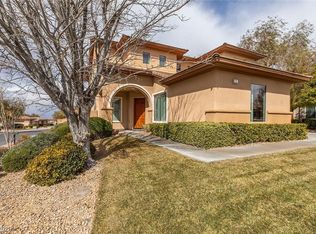 2 Winding Rd, Henderson, NV 89052