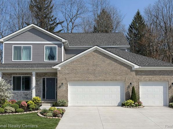 5583 Morgan Lake Dr