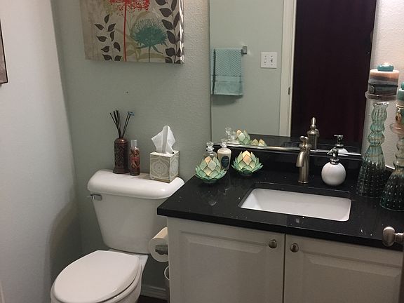 1/2 bath