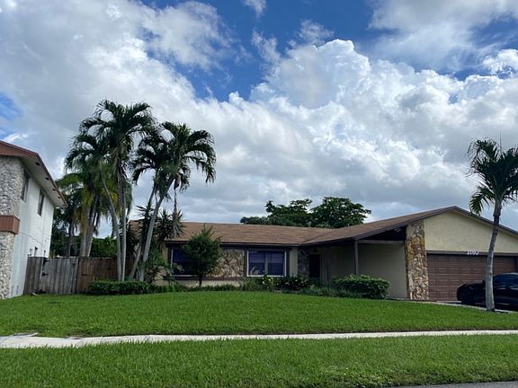 3rd image of 3180 NW 93rd Ave