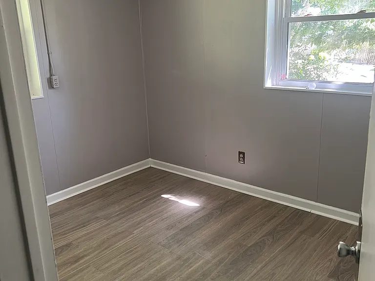 110 S Purdue Ave — Photo 24