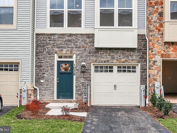 2nd image of 1036 Edenberry Way