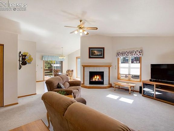 4th image of 351 Taopi Cir