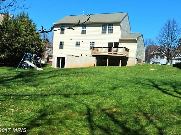2nd image of 5 Augusta Wood Ct