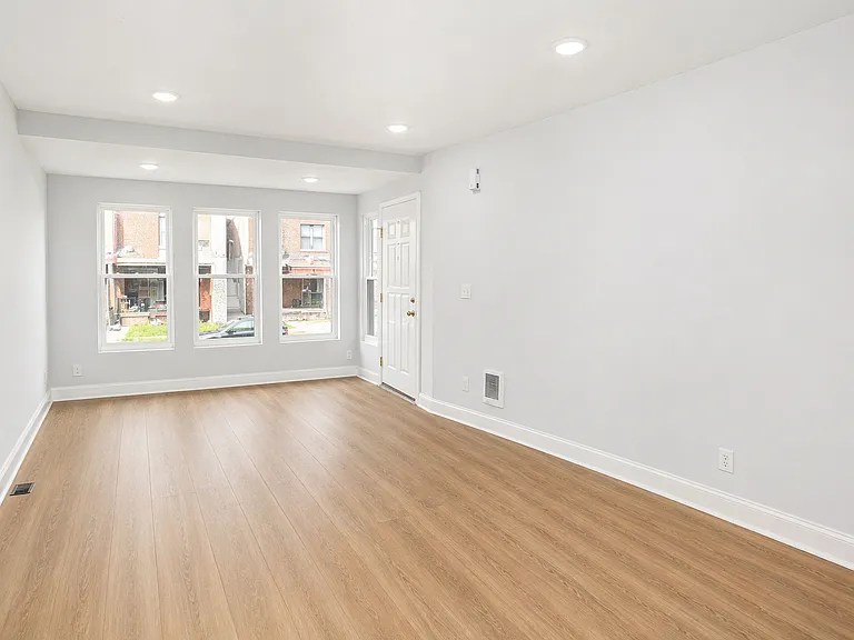 1726 S 53rd St #1 — Photo 4
