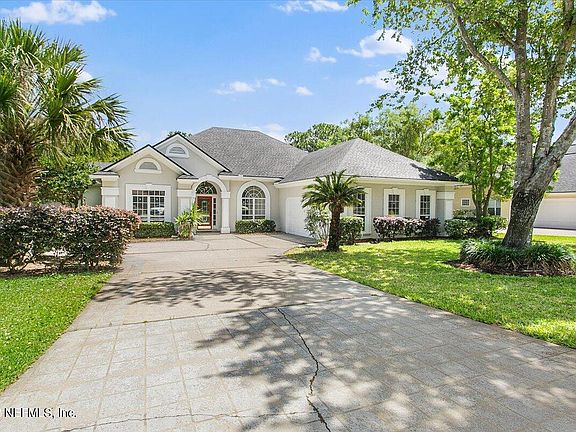2nd image of 3883 E MUIRFIELD Boulevard