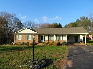 124 Lynwood Rd, Spartanburg, SC 29307