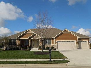 2725 Stonebridge Dr, Troy, OH 45373