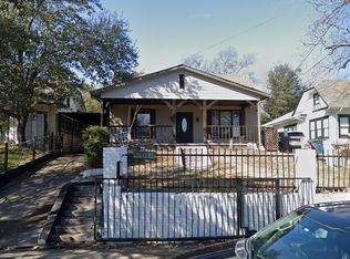 811 N Crawford St, Dallas, TX 75203